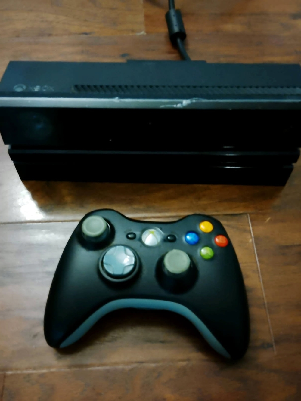 Xbox One Wireless Controller Plus Kinect Sensor